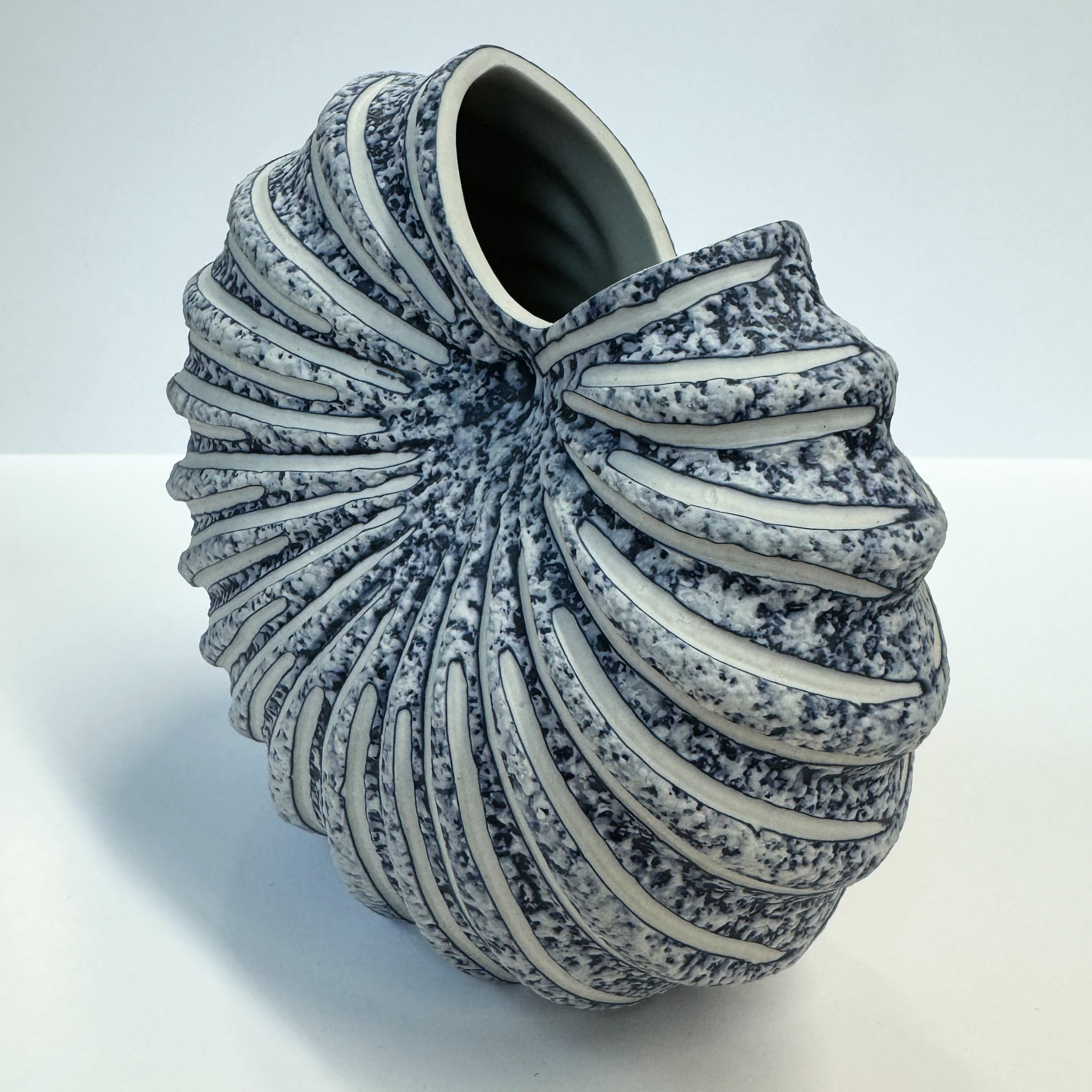 Palm Vase | 26-0163