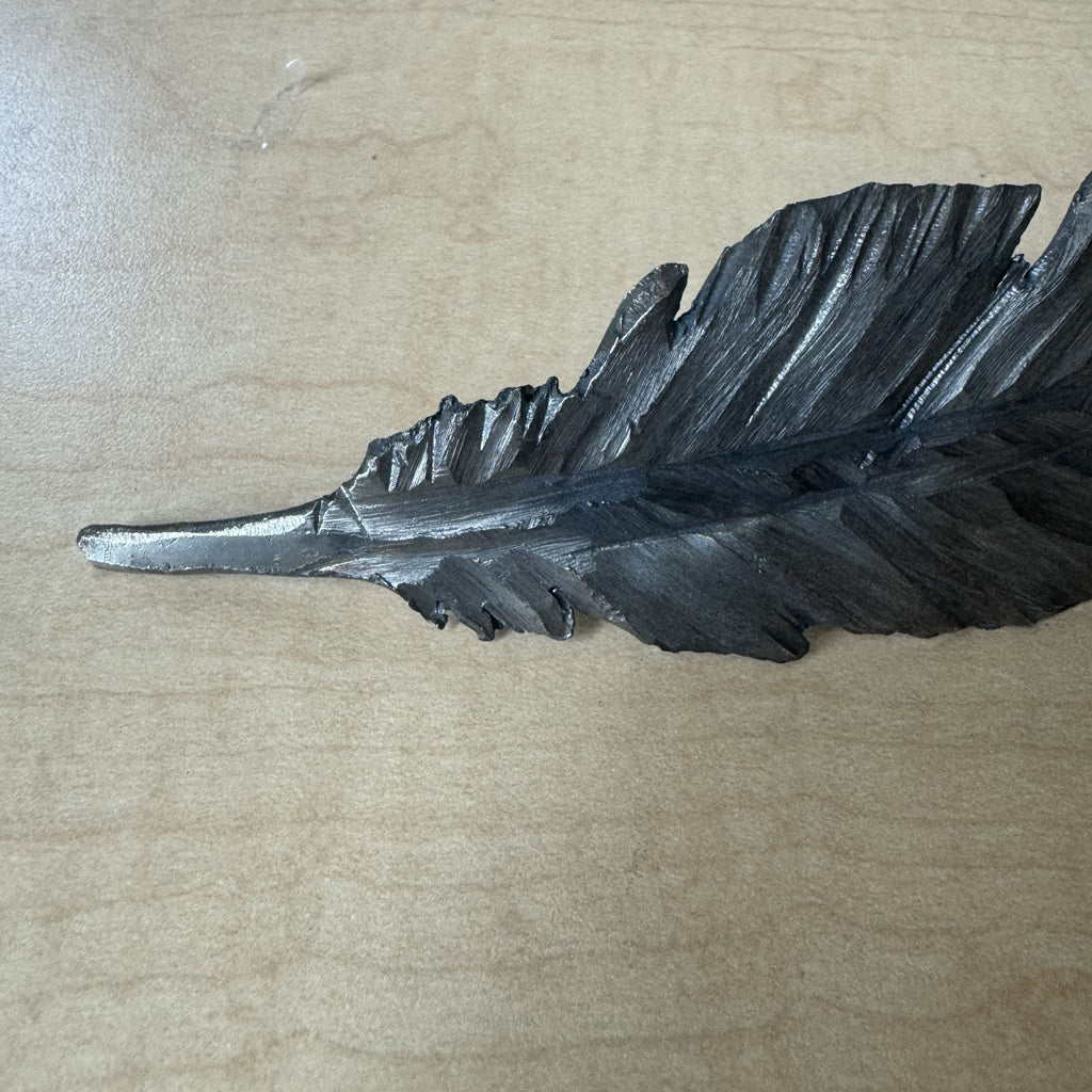 26-0173 Steel Feather
