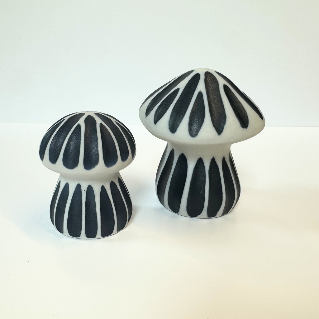 Mushroom Salt and Pepper Shakers | 26-0164