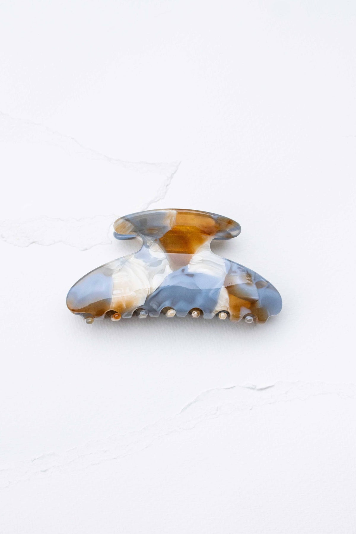 Midnight Gloss Cellulose Acetate Hair Claw Clip: Blueberry Caramel
