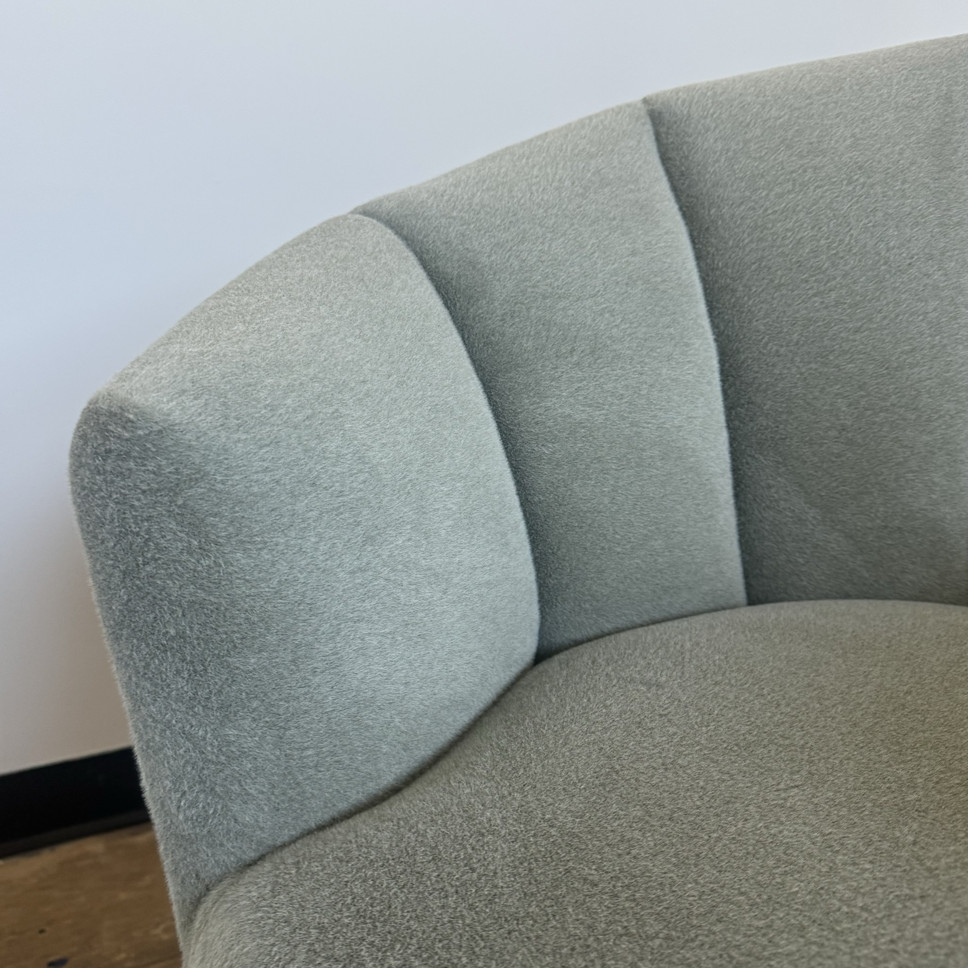 Amaro Swivel Chair