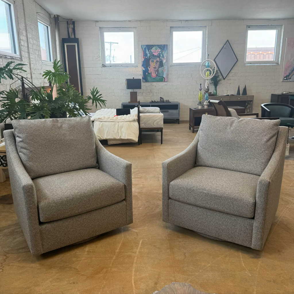 Ruby Swivel Chair 25-0453