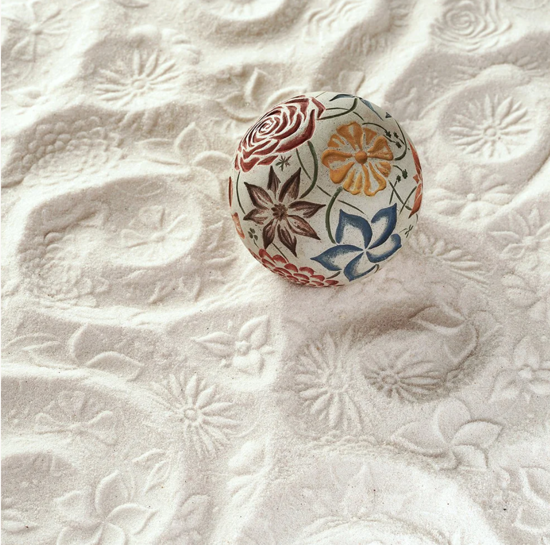 25-0434 Meditation Sphere - Rainbow Flowers