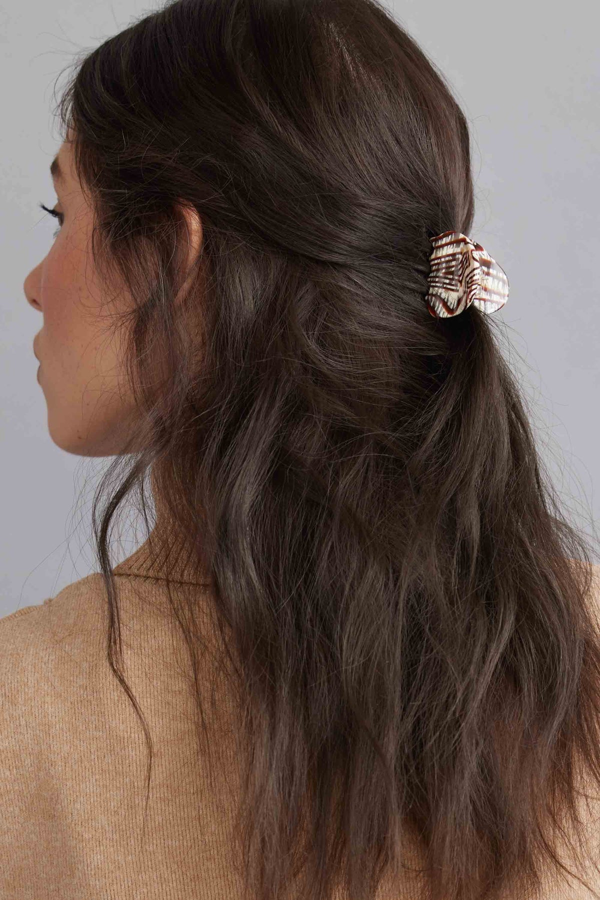Eco Gemstones Hair Claw Clip: Lavender Pearl