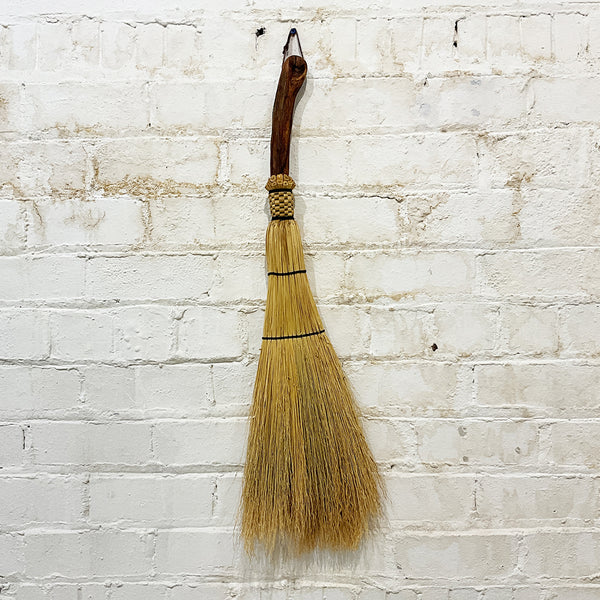 23-0461 Short Osage Broom