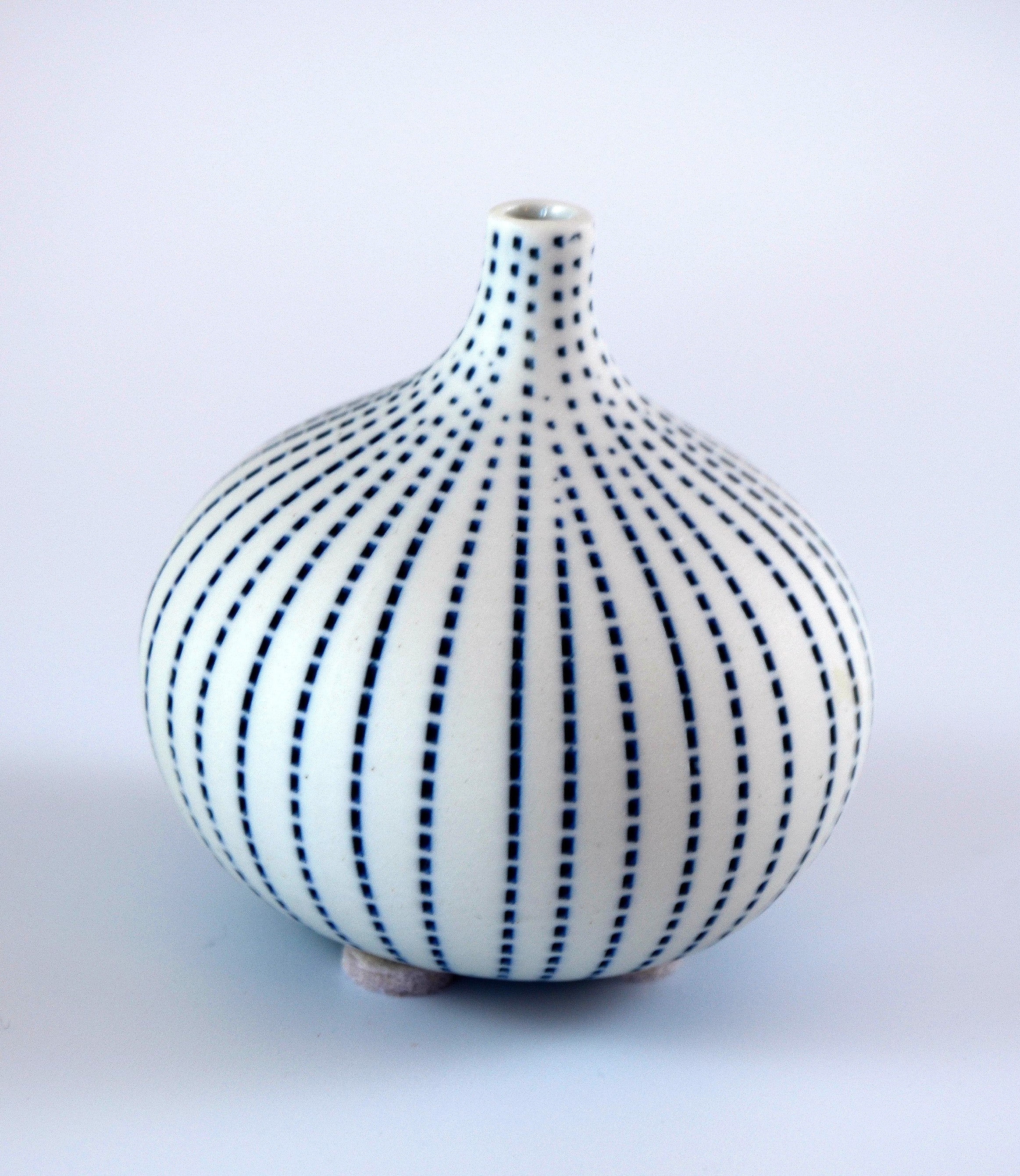 Congo Tiny Vase