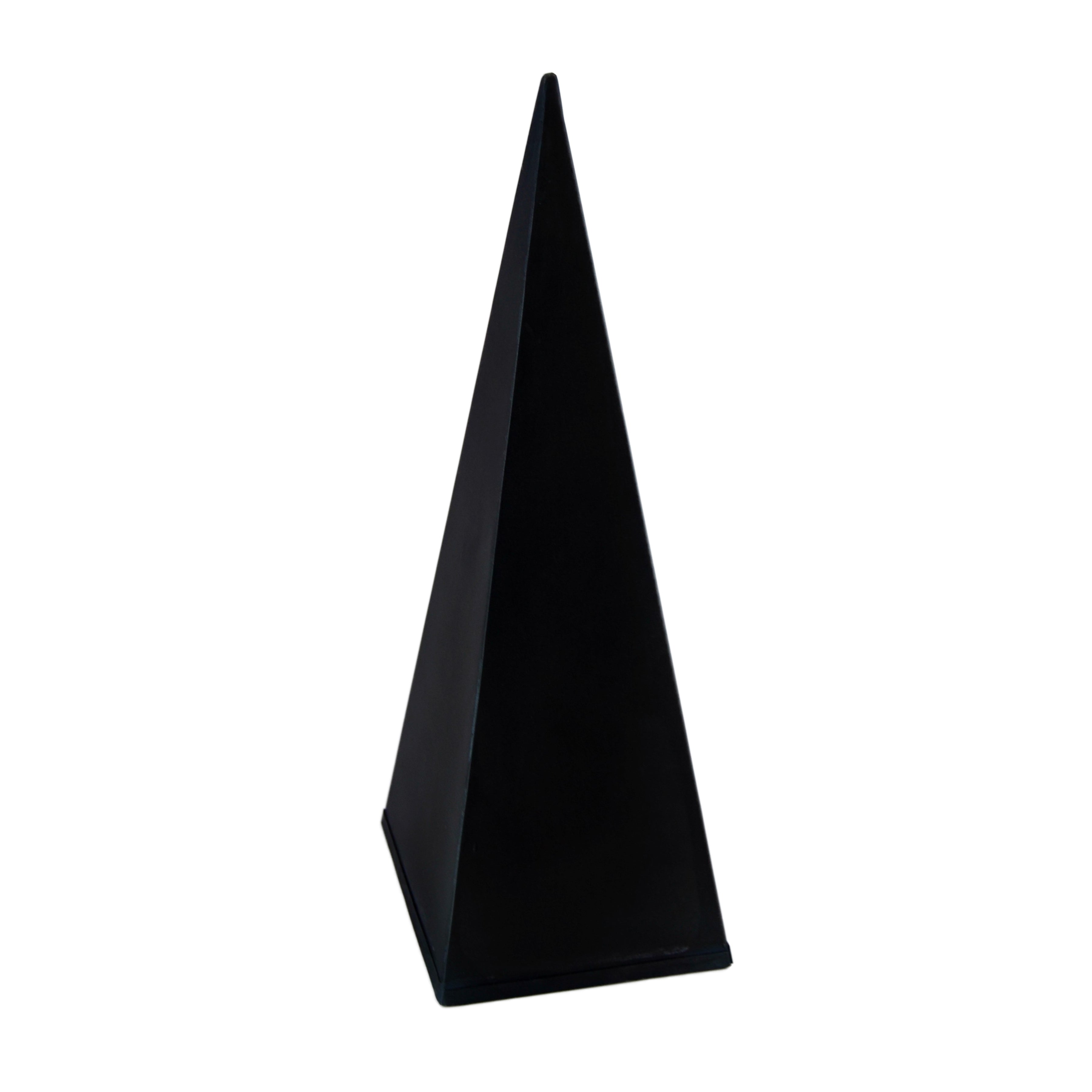 Zinc Charette Form Medium, Pyramid